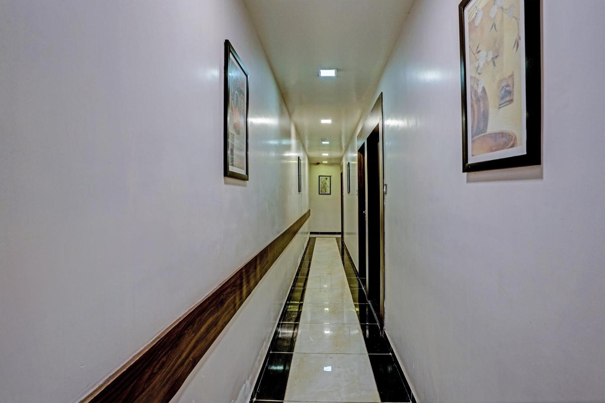 מומביי Hotel O Blue Inn Residence Near R City Mall מראה חיצוני תמונה