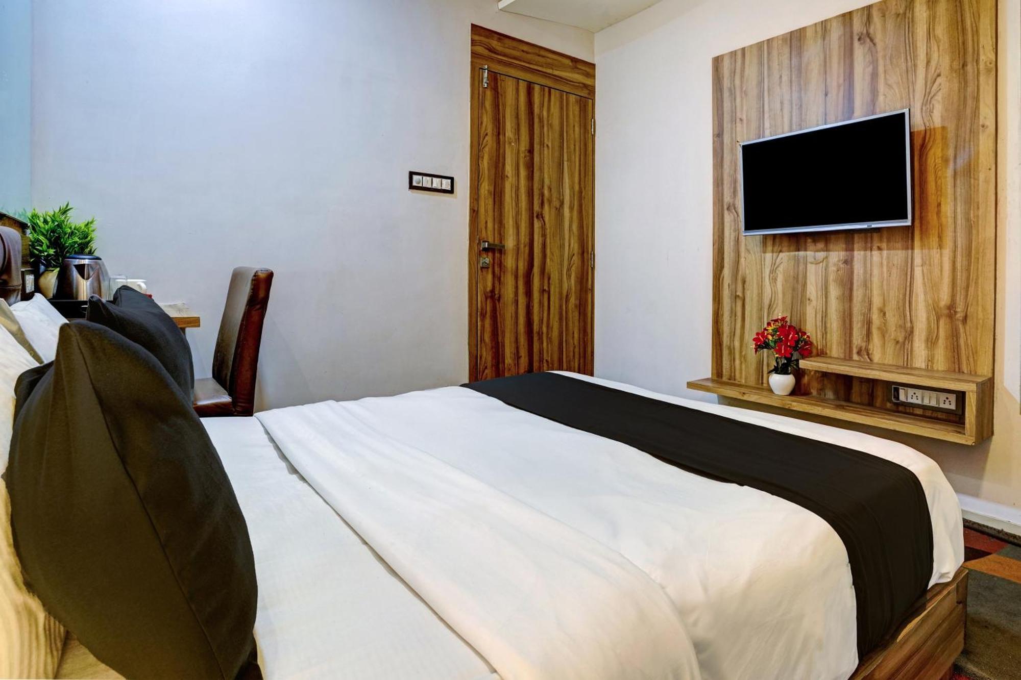 מומביי Hotel O Blue Inn Residence Near R City Mall מראה חיצוני תמונה